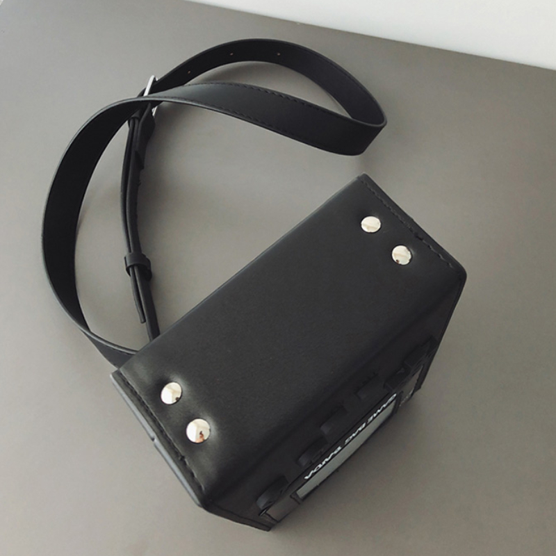 Bolsa crossbody criativa com d - Board Game Box avaliação e preço
